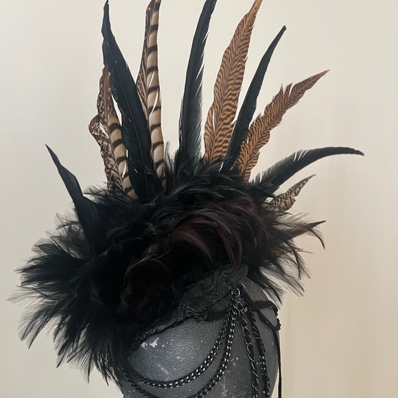 MissG Designs Mowhawk Headpiece - Picture 4 of 6